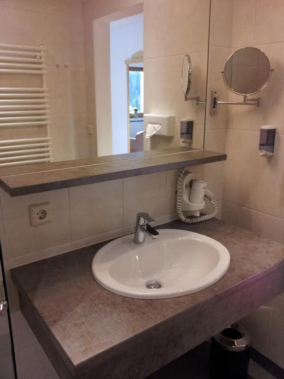 Hotel Hochland Лойташ Номер фото